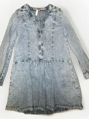 Pilcro Acid-Wash Denim Tunic Dress in Light Blue